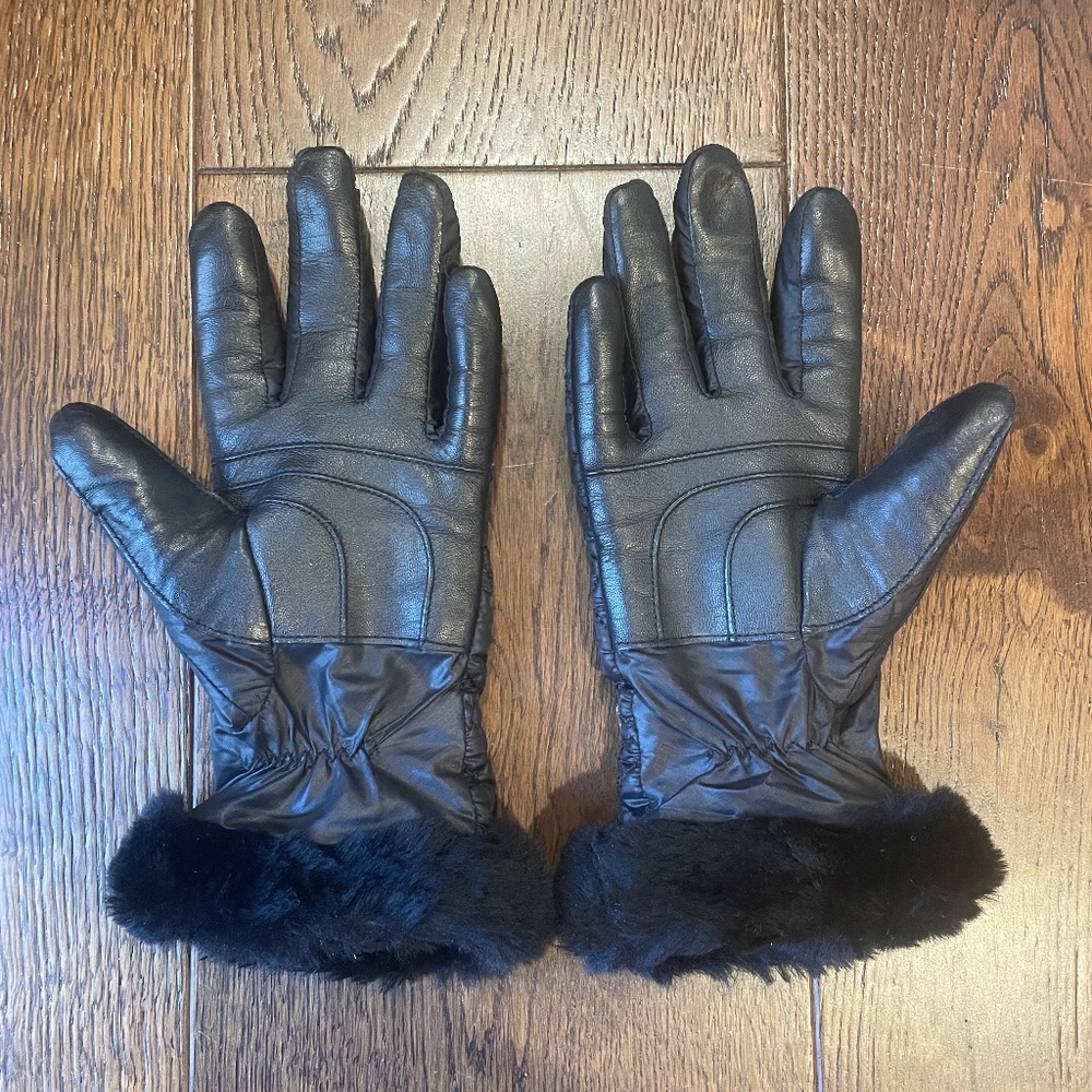 Women’s gloves